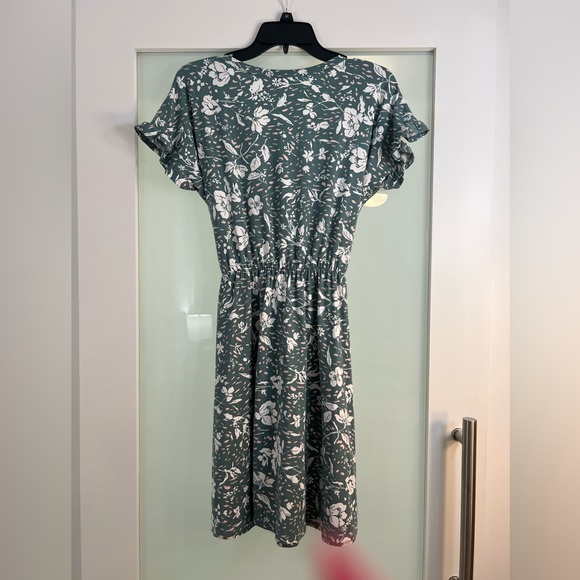 FRENCH GREY
Delia Knit Flutter Sleeve Dress - Picture 8 of 8